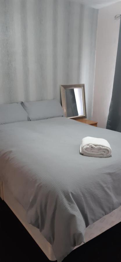 Apartament Our Guests Are Royal Wellingborough Zewnętrze zdjęcie